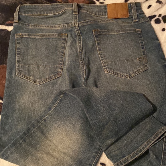 ✨DONATED✨AERO Jeans - Picture 3 of 3